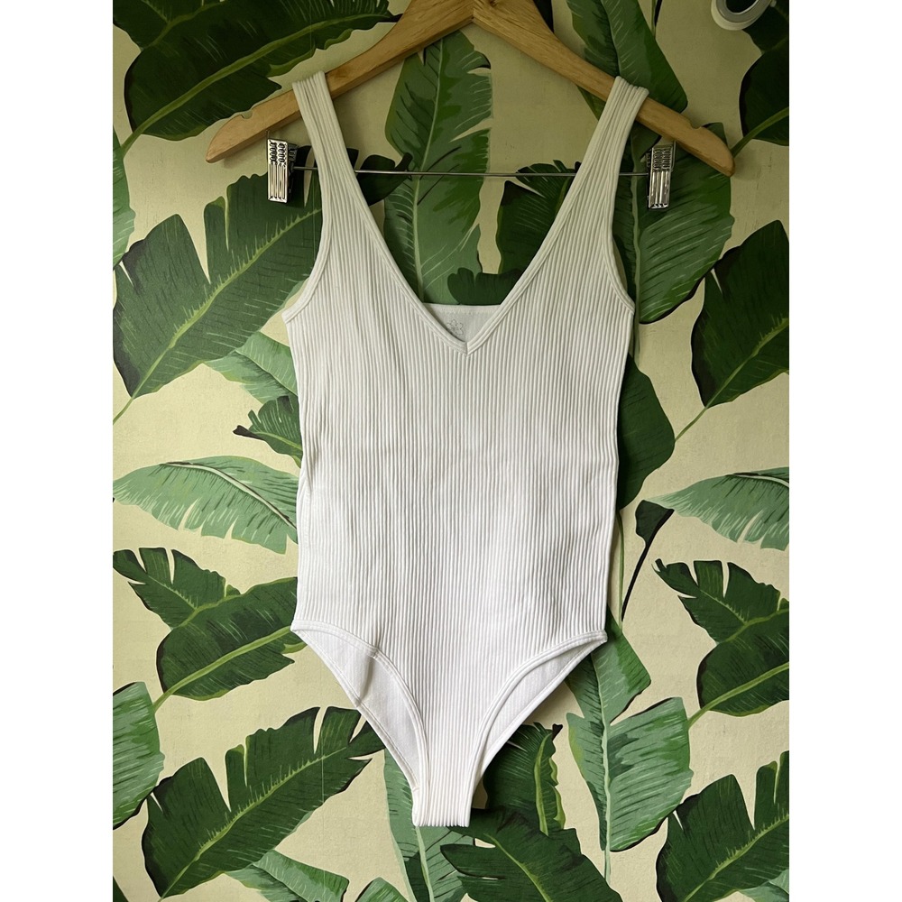 Aura Ribbed V-Neck Bodysuit Women M/L White NWOT